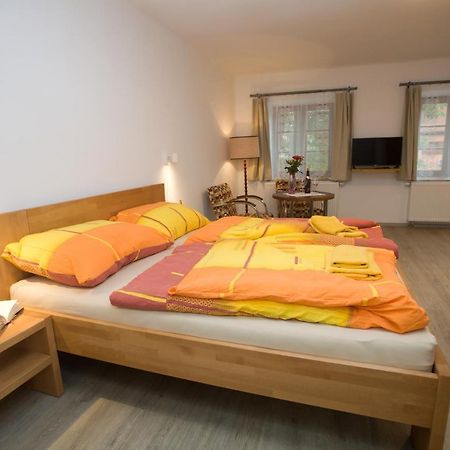 Apartmany Zak Frymburk nad Vltavou Exterior foto